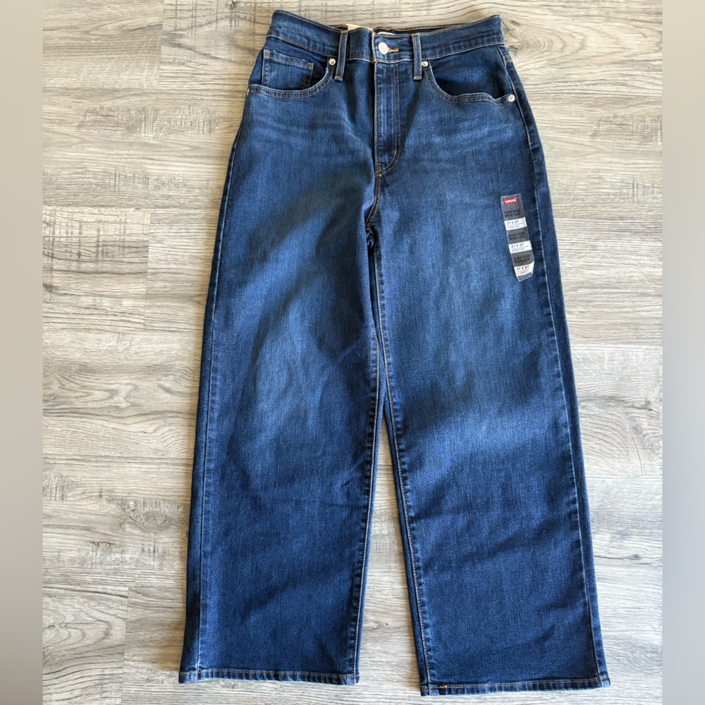 Levi's Women's Blue Flare & Wide Leg Jeans - Picture 12 of 15